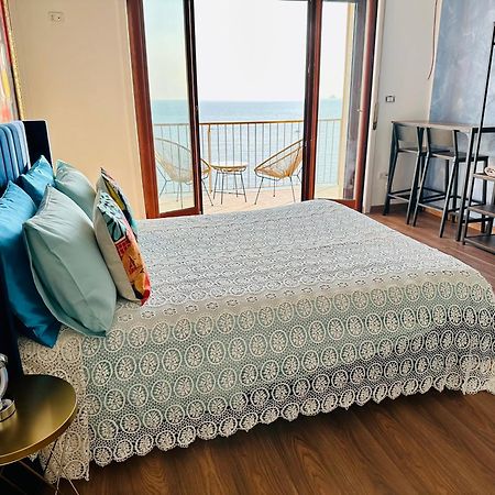Blumare Arthouse Hotel Salerno Eksteriør billede