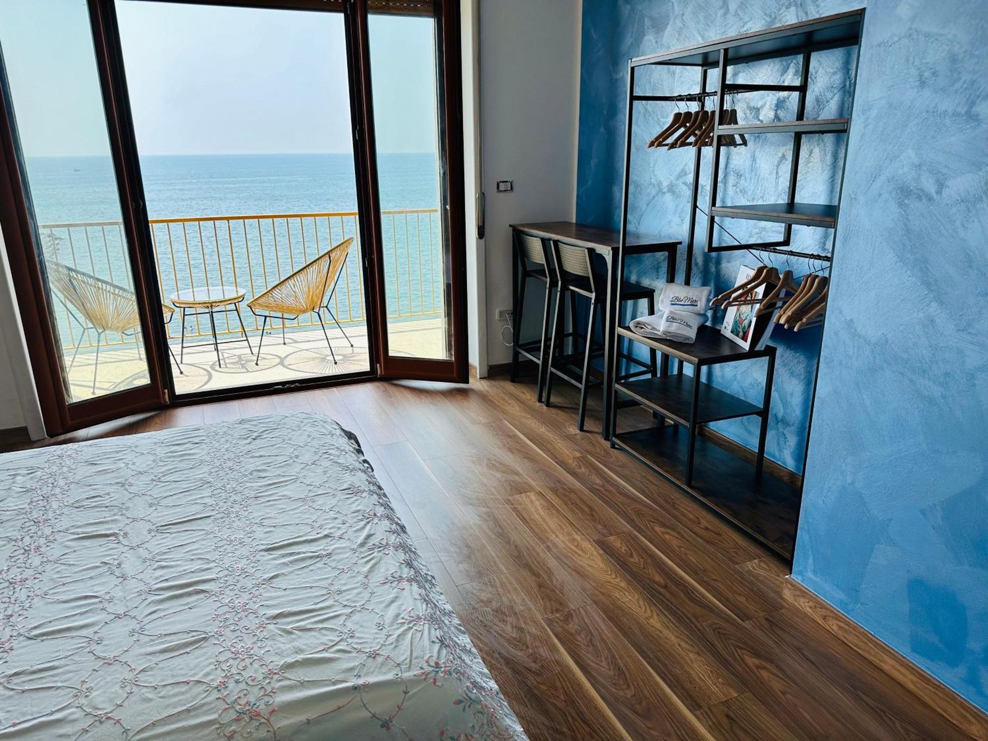Blumare Arthouse Hotel Salerno Eksteriør billede