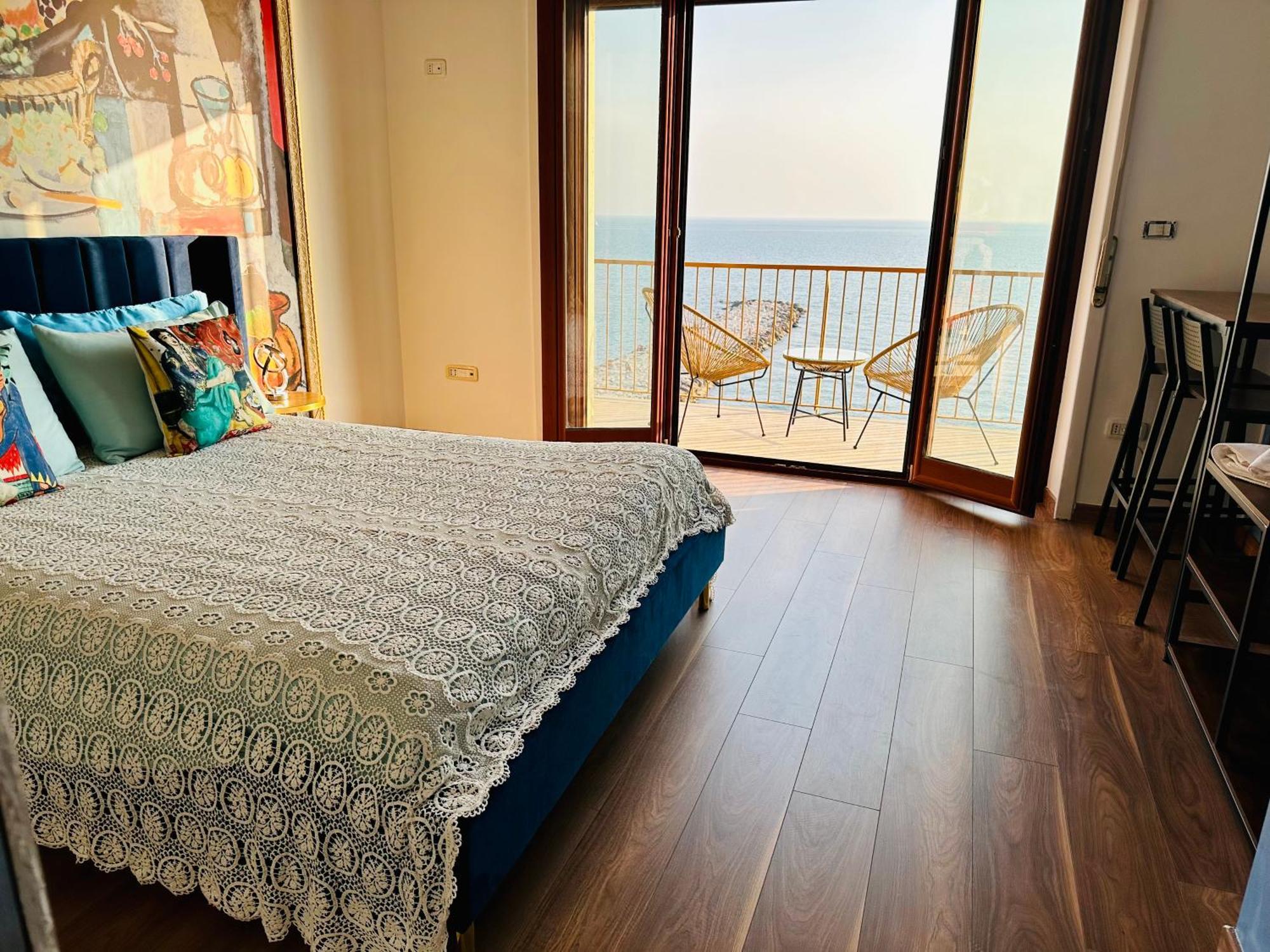 Blumare Arthouse Hotel Salerno Eksteriør billede